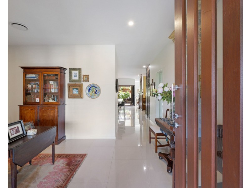 2 Forster Place, Pelican Waters QLD 4551