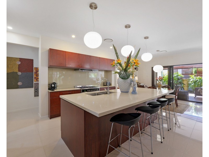 2 Forster Place, Pelican Waters QLD 4551