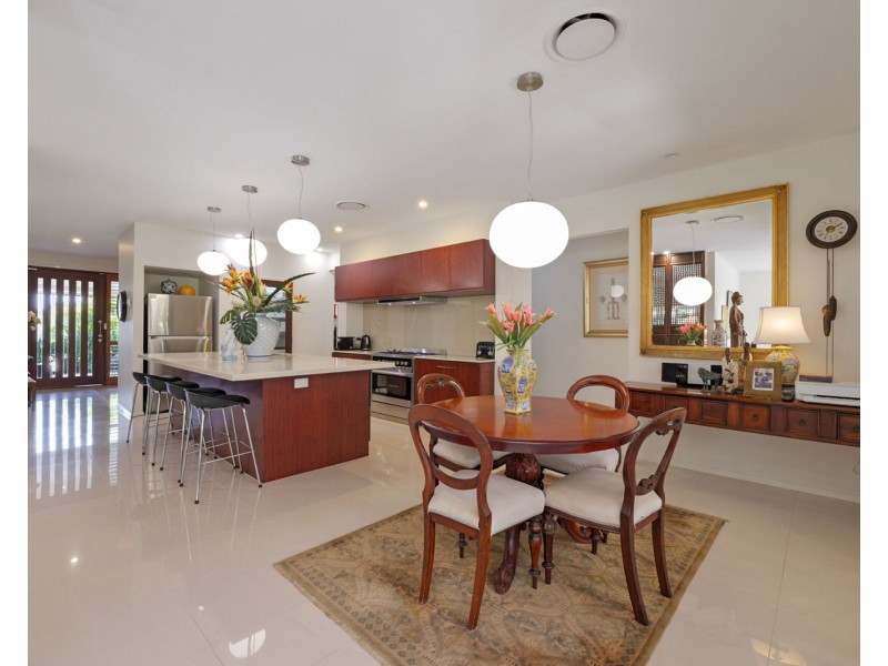 2 Forster Place, Pelican Waters QLD 4551