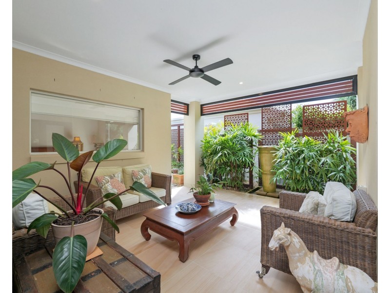 2 Forster Place, Pelican Waters QLD 4551
