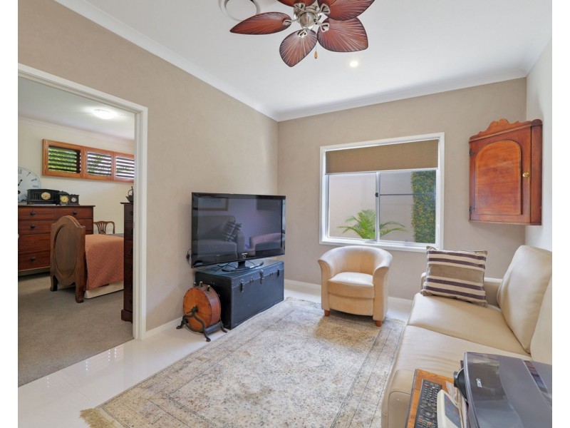 2 Forster Place, Pelican Waters QLD 4551