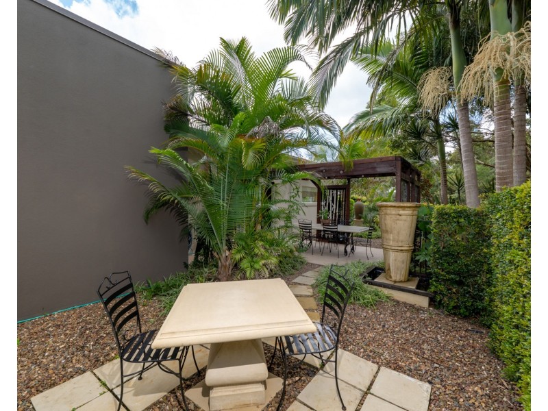 2 Forster Place, Pelican Waters QLD 4551
