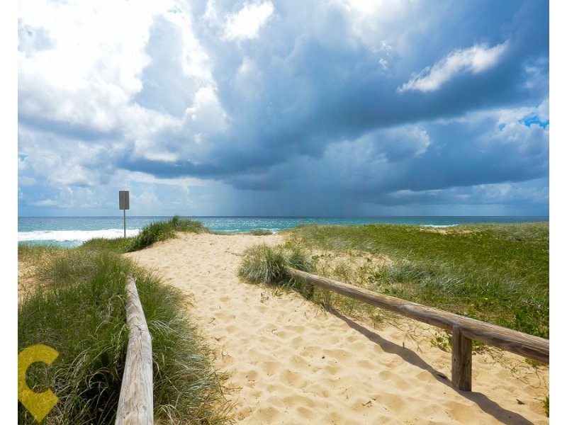 45 Point Cartwright Dr, Buddina QLD 4575