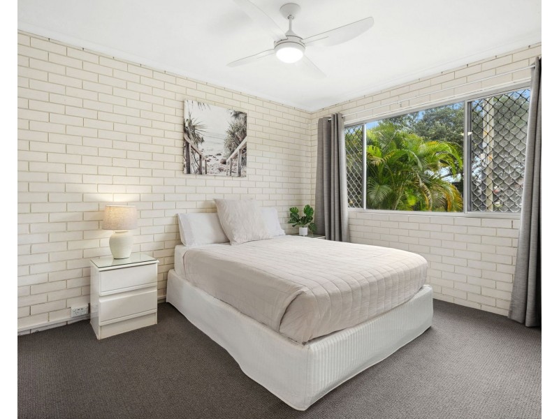 2/15 Russell Street, Noosaville QLD 4566