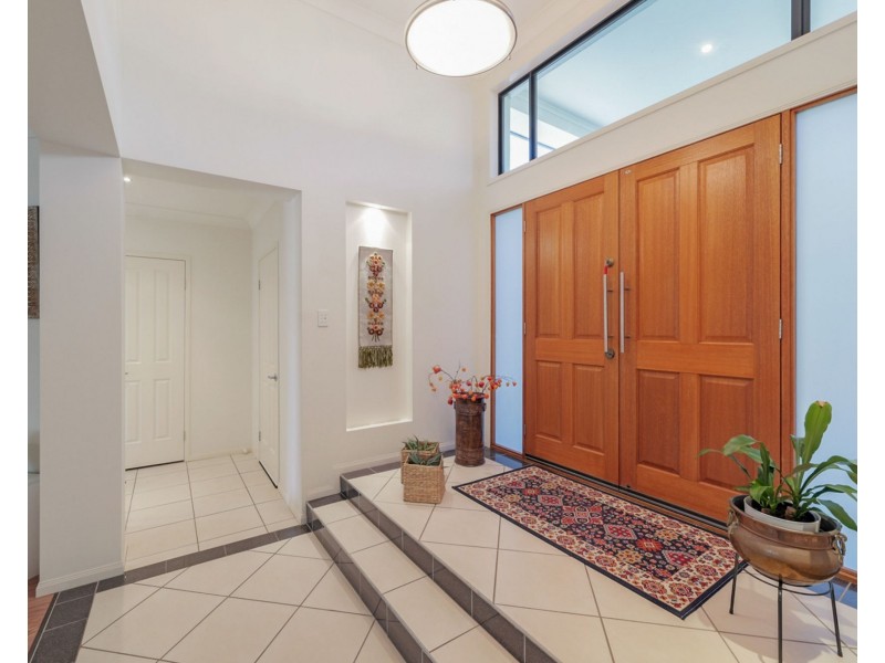 6 Grasstree Court, Pelican Waters QLD 4551