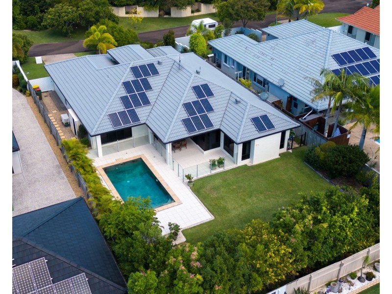 6 Grasstree Court, Pelican Waters QLD 4551