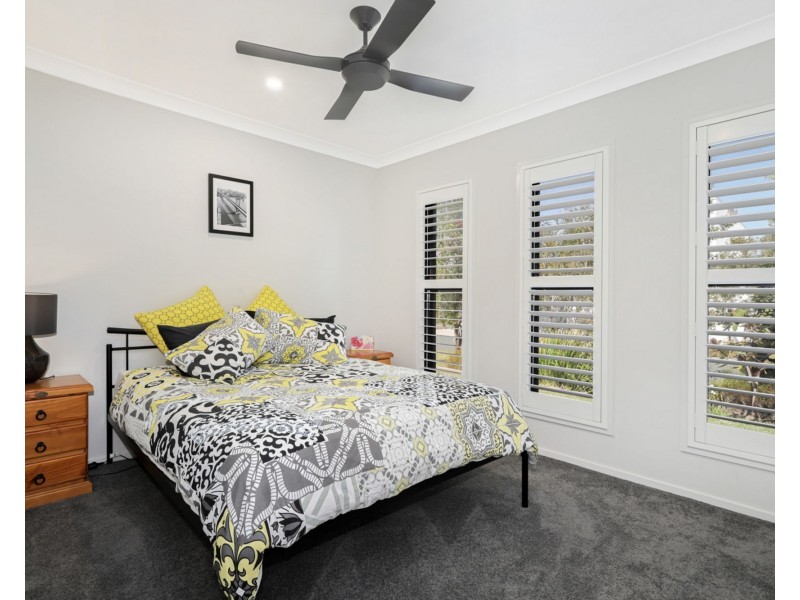 53 Macintyre Crescent, Pelican Waters QLD 4551