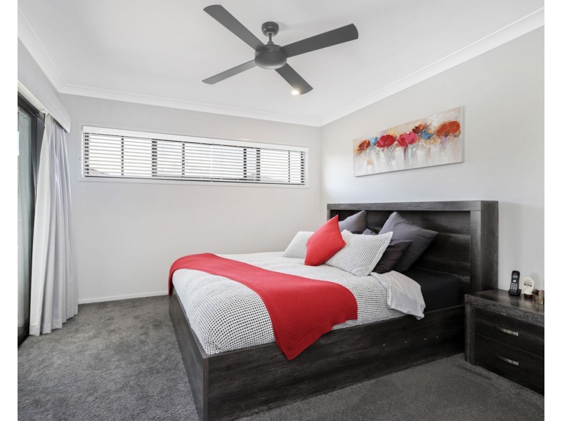 53 Macintyre Crescent, Pelican Waters QLD 4551