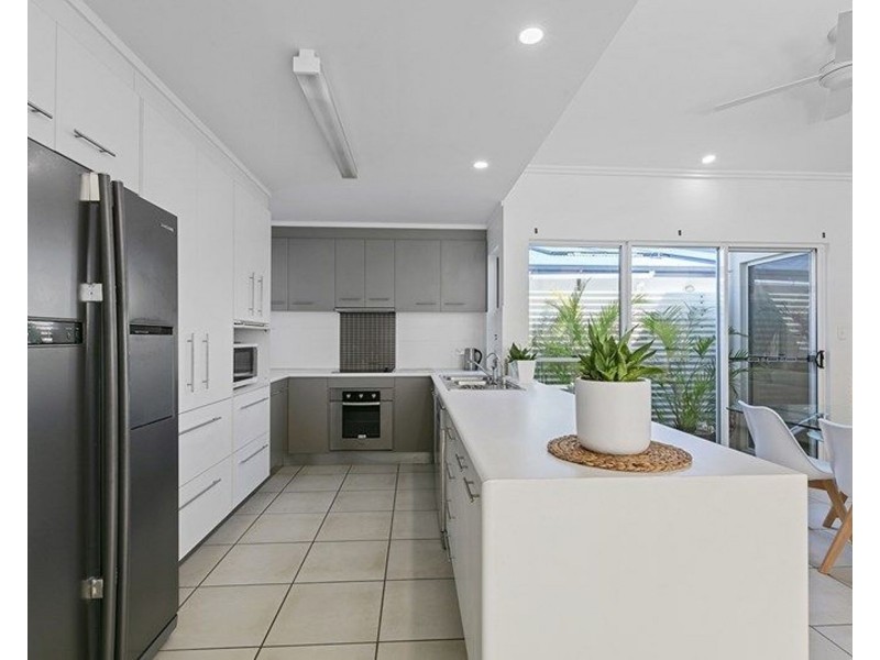 3 Zante Lane, Kawana Island QLD 4575