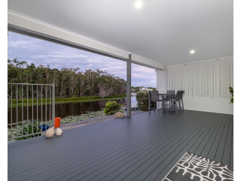 5 Wallum Close, Pelican Waters QLD 4551