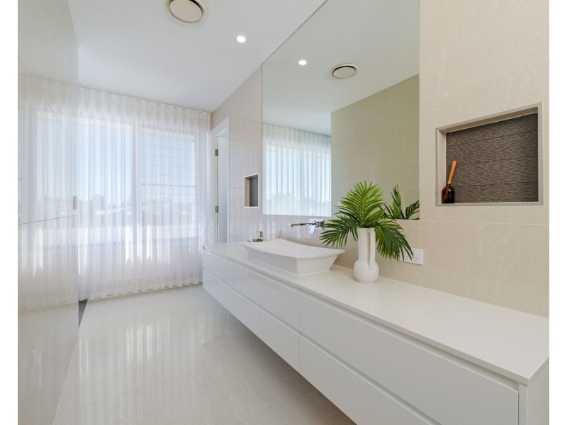 23 Bond Street, Pelican Waters QLD 4551