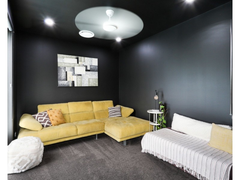 9 Warrego Drive, Pelican Waters QLD 4551