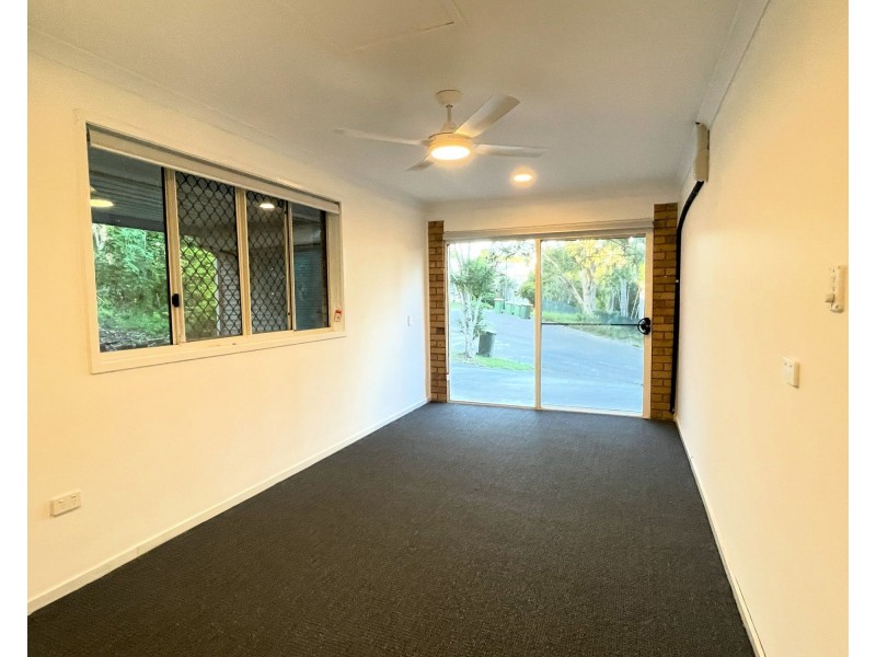 1 Gidgee Court, Caloundra West QLD 4551