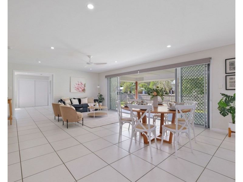 77 Mahogany Drive, Pelican Waters QLD 4551