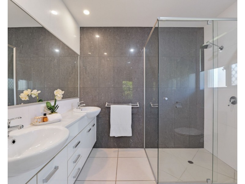 77 Mahogany Drive, Pelican Waters QLD 4551