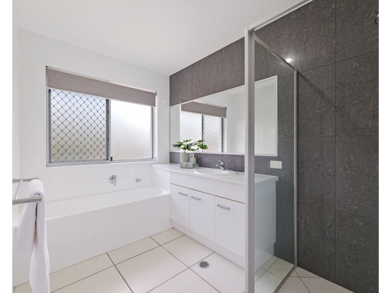 77 Mahogany Drive, Pelican Waters QLD 4551