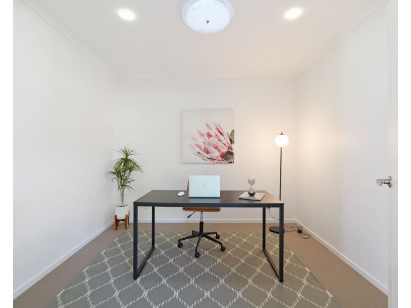 2 Creek View Place, Pelican Waters QLD 4551