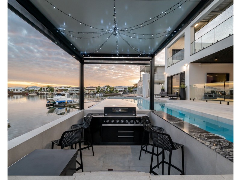 21 Sea Glint Place, Pelican Waters QLD 4551