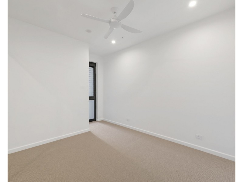 1502/18 Spitfire Banks Drive, Pelican Waters QLD 4551