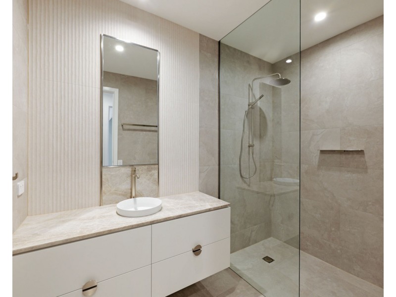 1502/18 Spitfire Banks Drive, Pelican Waters QLD 4551