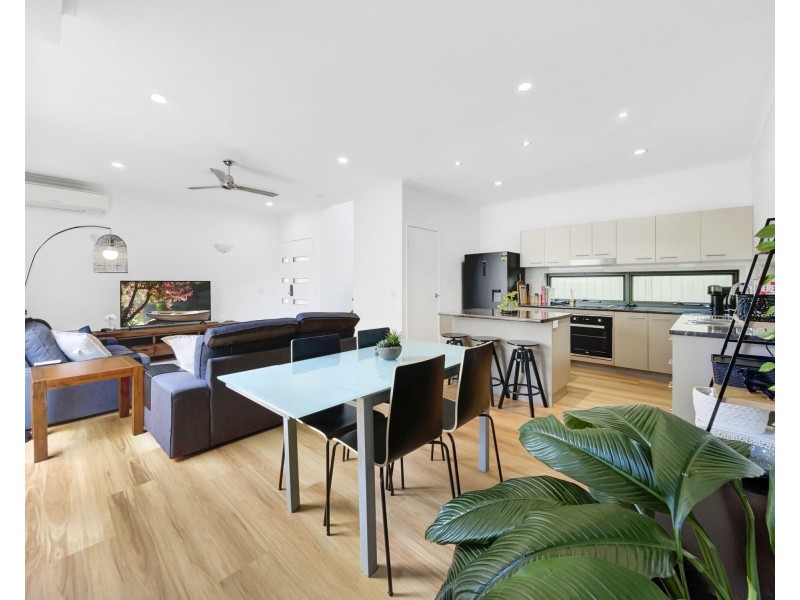 1/9 Bingera Terrace, Caloundra QLD 4551
