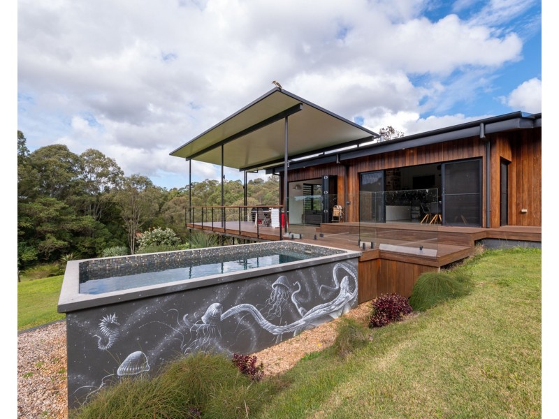 2 Simons Road, Towen Mountain QLD 4560