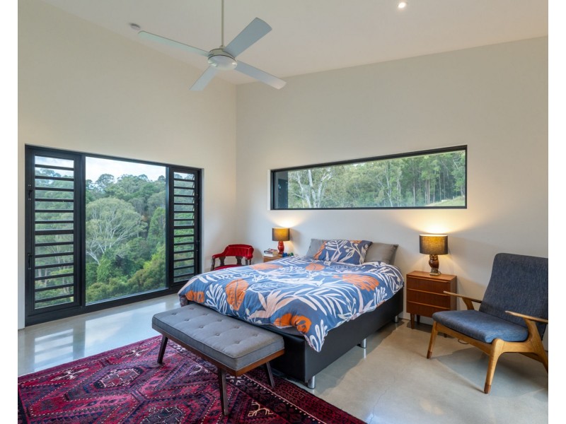 2 Simons Road, Towen Mountain QLD 4560