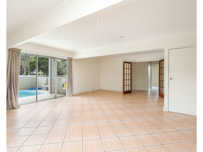 1 Allambie Court, Buddina QLD 4575