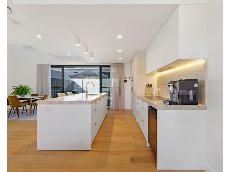 1011/18 Spitfire Banks Drive, Pelican Waters QLD 4551