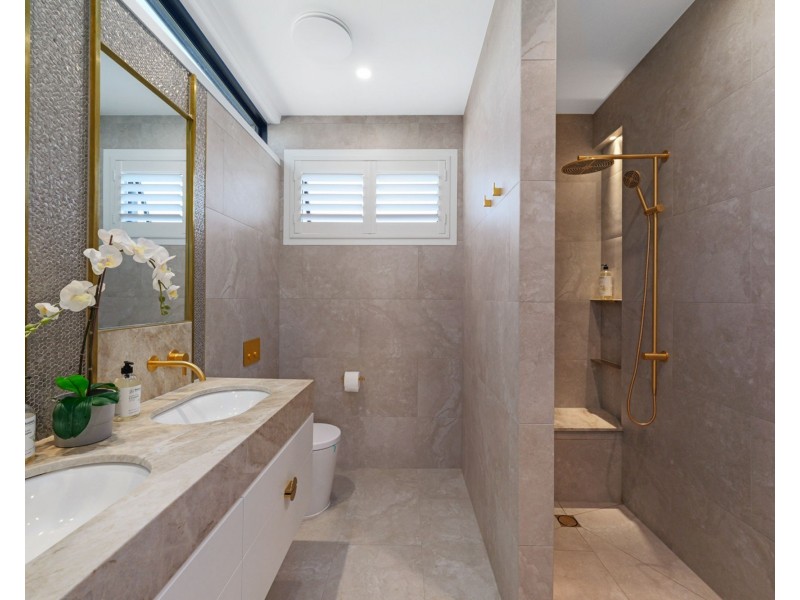 1011/18 Spitfire Banks Drive, Pelican Waters QLD 4551