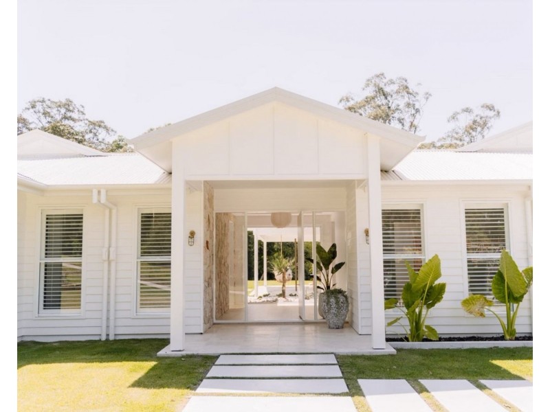 18 Monet Glen Place, Forest Glen QLD 4556