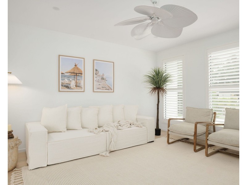 18 Monet Glen Place, Forest Glen QLD 4556