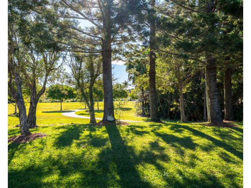 10 Meisner Court, Mountain Creek QLD 4557