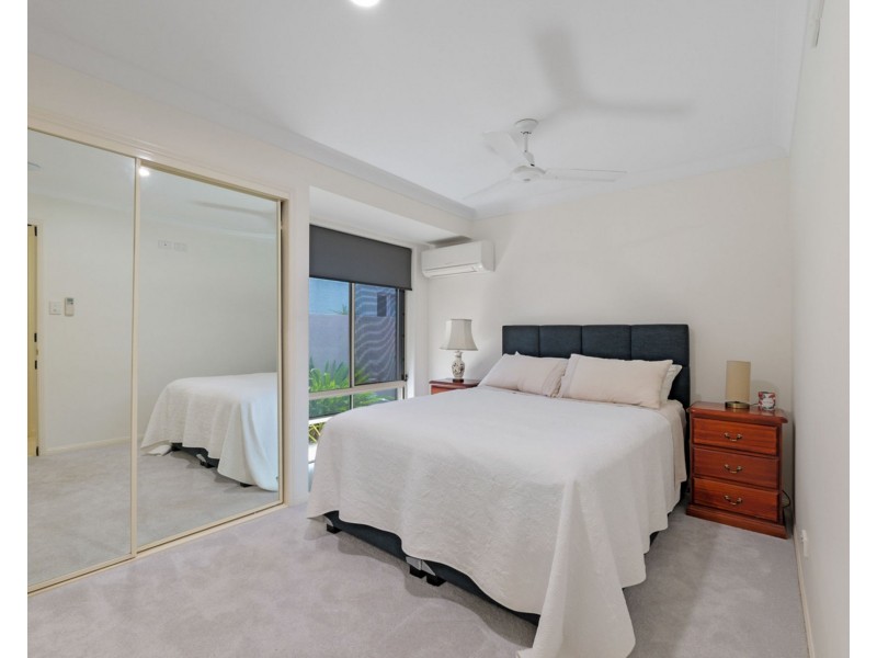 5 Campbellville Circuit, Pelican Waters QLD 4551
