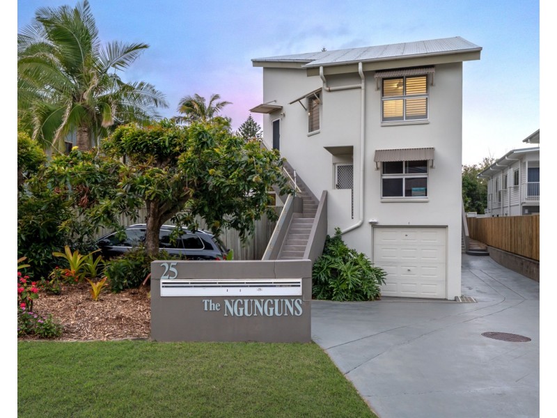 2/25 Ngungun Street, Dicky Beach QLD 4551