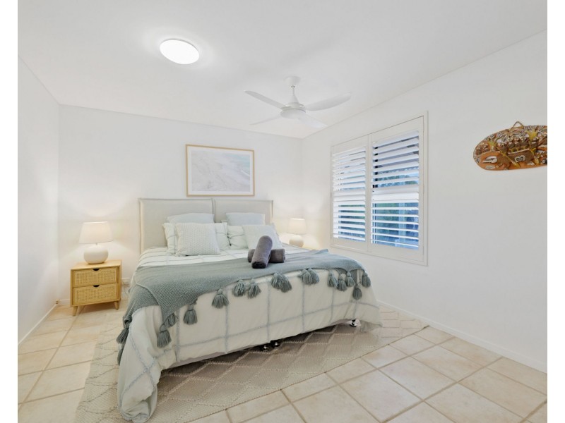2/25 Ngungun Street, Dicky Beach QLD 4551