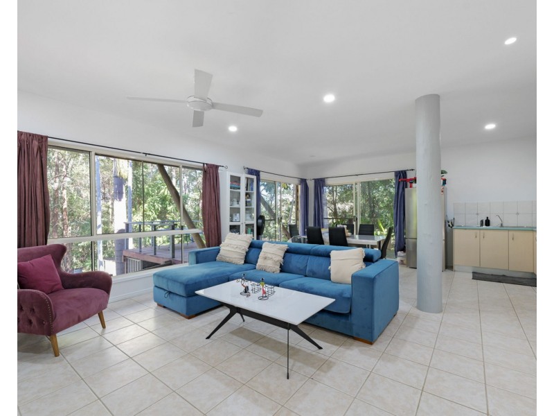 136 Panorama Drive, Rosemount QLD 4560