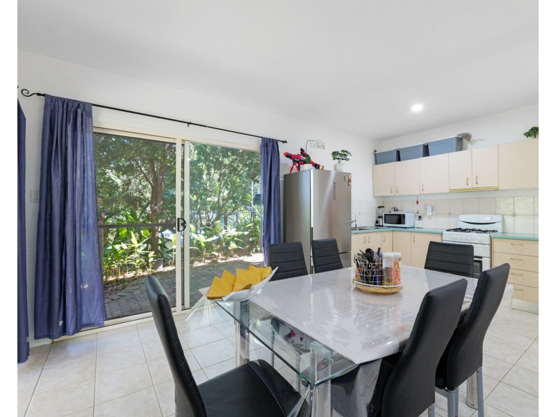 136 Panorama Drive, Rosemount QLD 4560