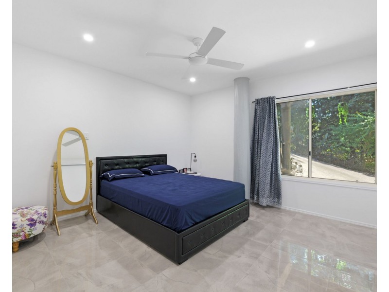 136 Panorama Drive, Rosemount QLD 4560
