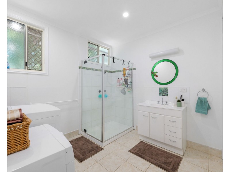 136 Panorama Drive, Rosemount QLD 4560