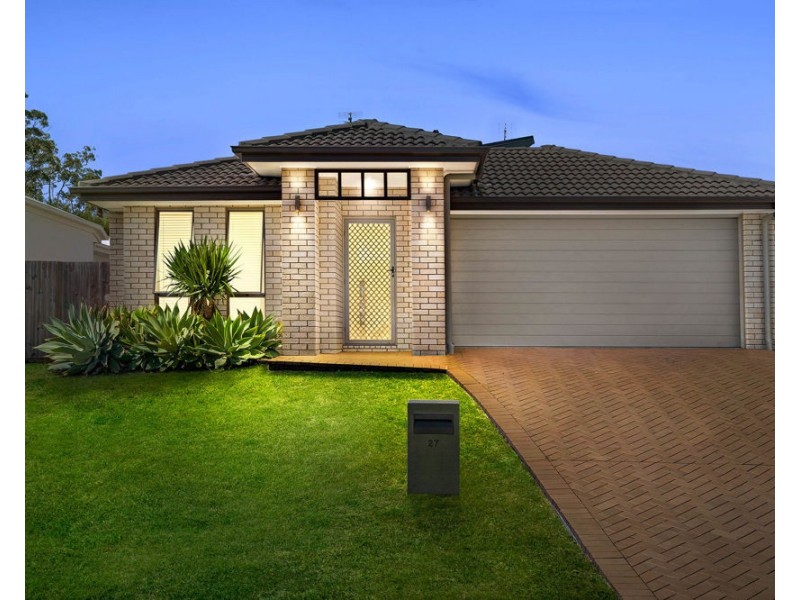 27 Riverstone Crescent, Little Mountain QLD 4551