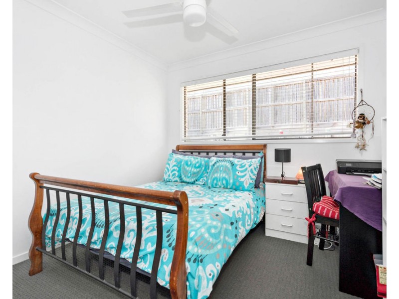 27 Riverstone Crescent, Little Mountain QLD 4551