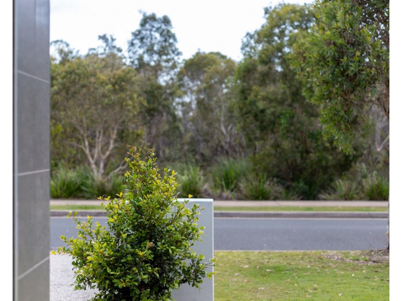 21 Mantis Crescent, Caloundra West QLD 4551