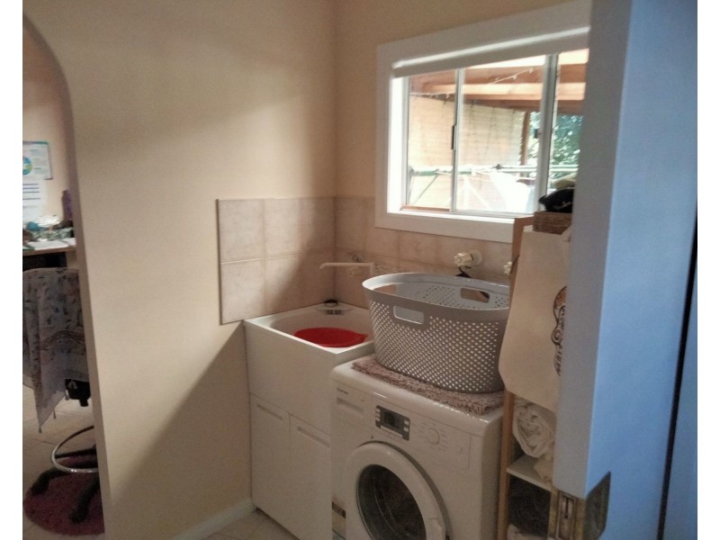 9B Hibiscus Avenue, Mooloolaba QLD 4557