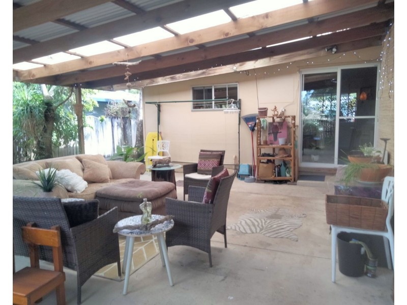 9B Hibiscus Avenue, Mooloolaba QLD 4557