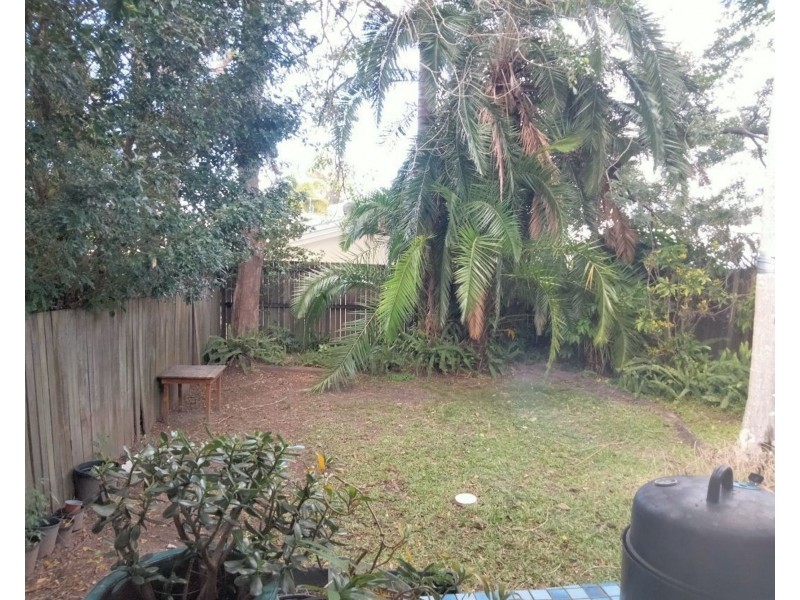 9B Hibiscus Avenue, Mooloolaba QLD 4557