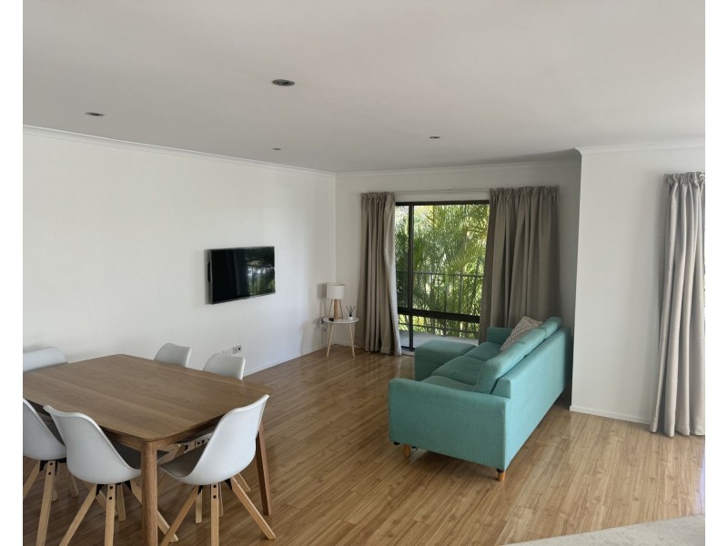 6/17 Akeringa Place, Mooloolaba QLD 4557