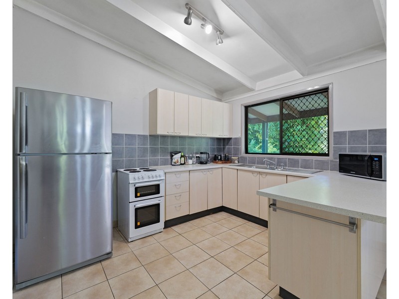 13 Gympie Street S, Landsborough QLD 4550