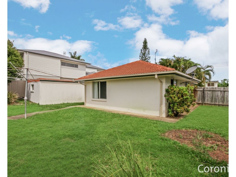 18 Hibiscus Avenue, Mooloolaba QLD 4557