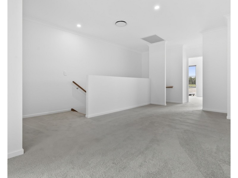 37 Harvest Drive, Palmview QLD 4553